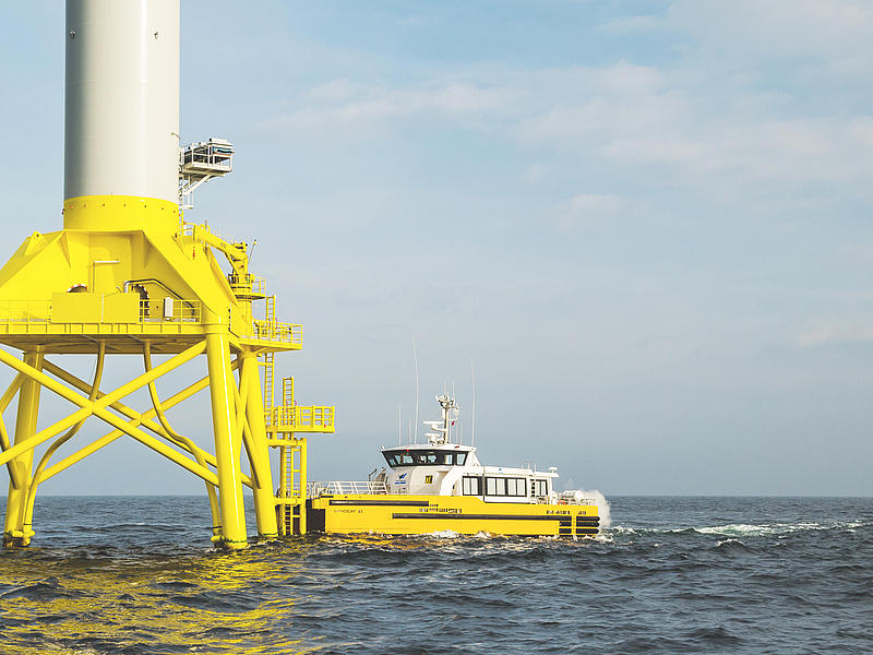 Crew transfer vessel Windcat 43 at a wind power platform.